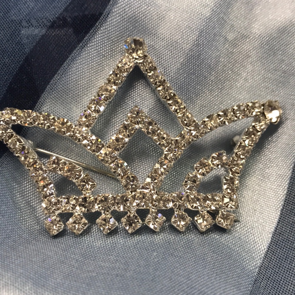 Pin - Picture 3 of 3